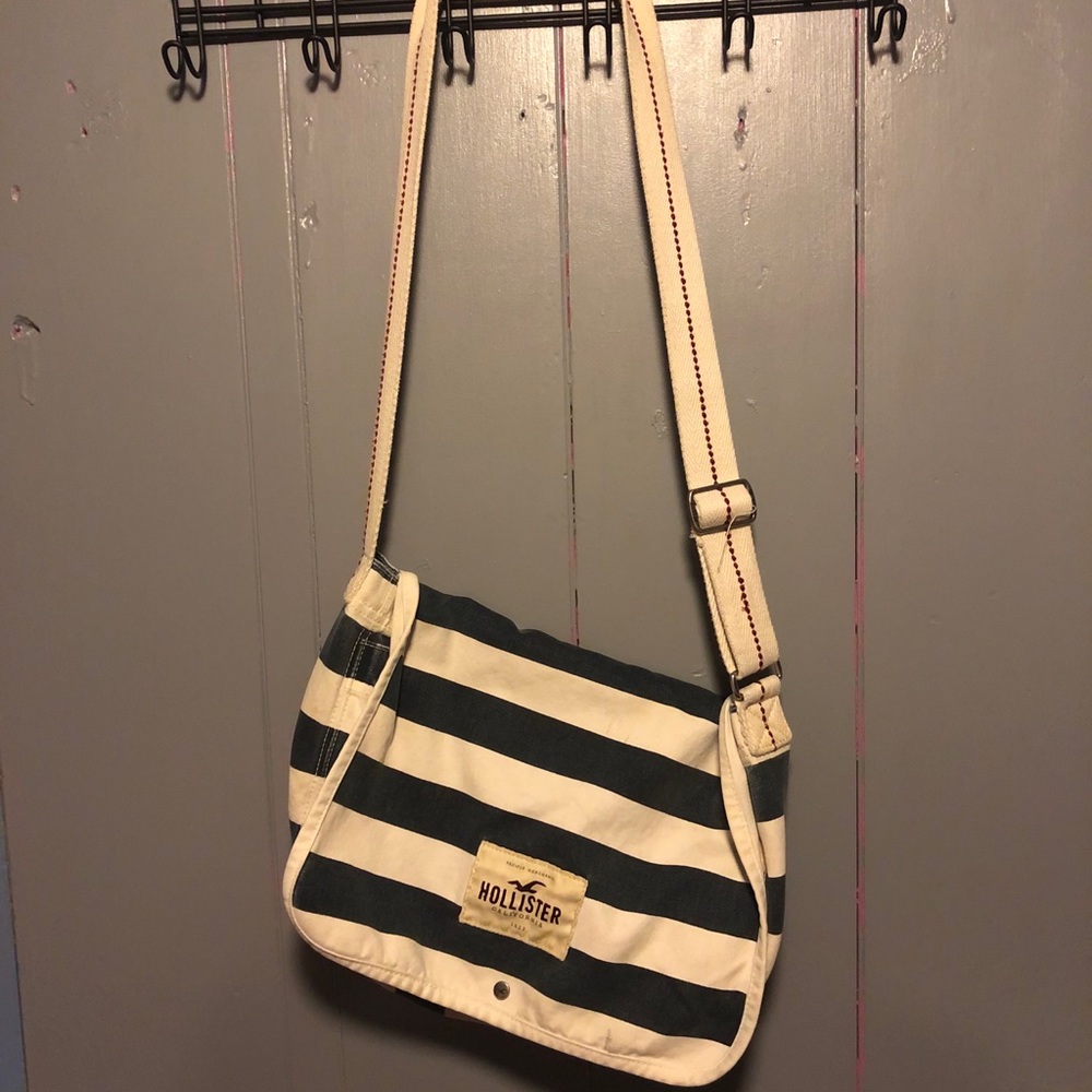 Crossbody bag